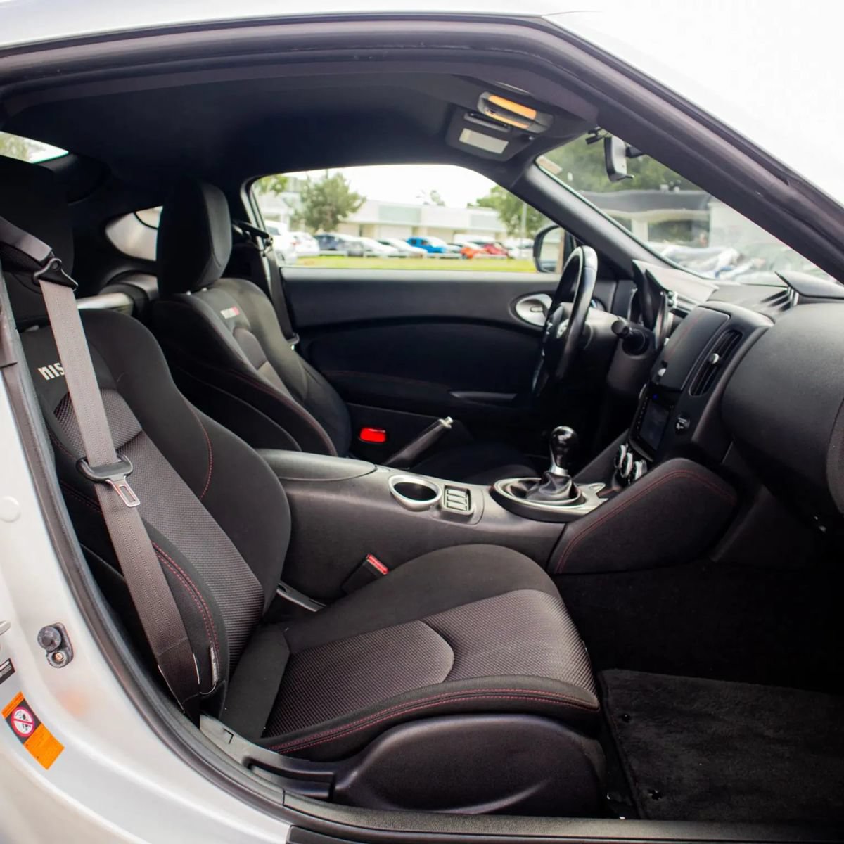 Used 2009 Nissan 370Z NISMO RWD image 19