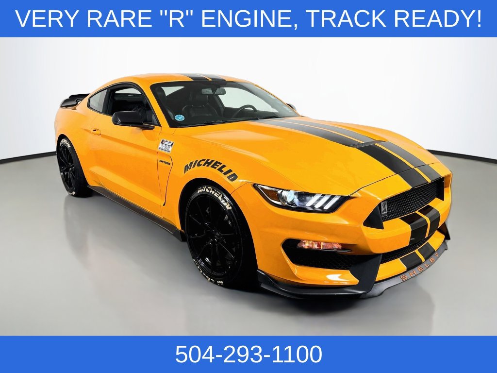 Used 2019 Ford Mustang Shelby GT350 w/ Technology Package RWD image 4