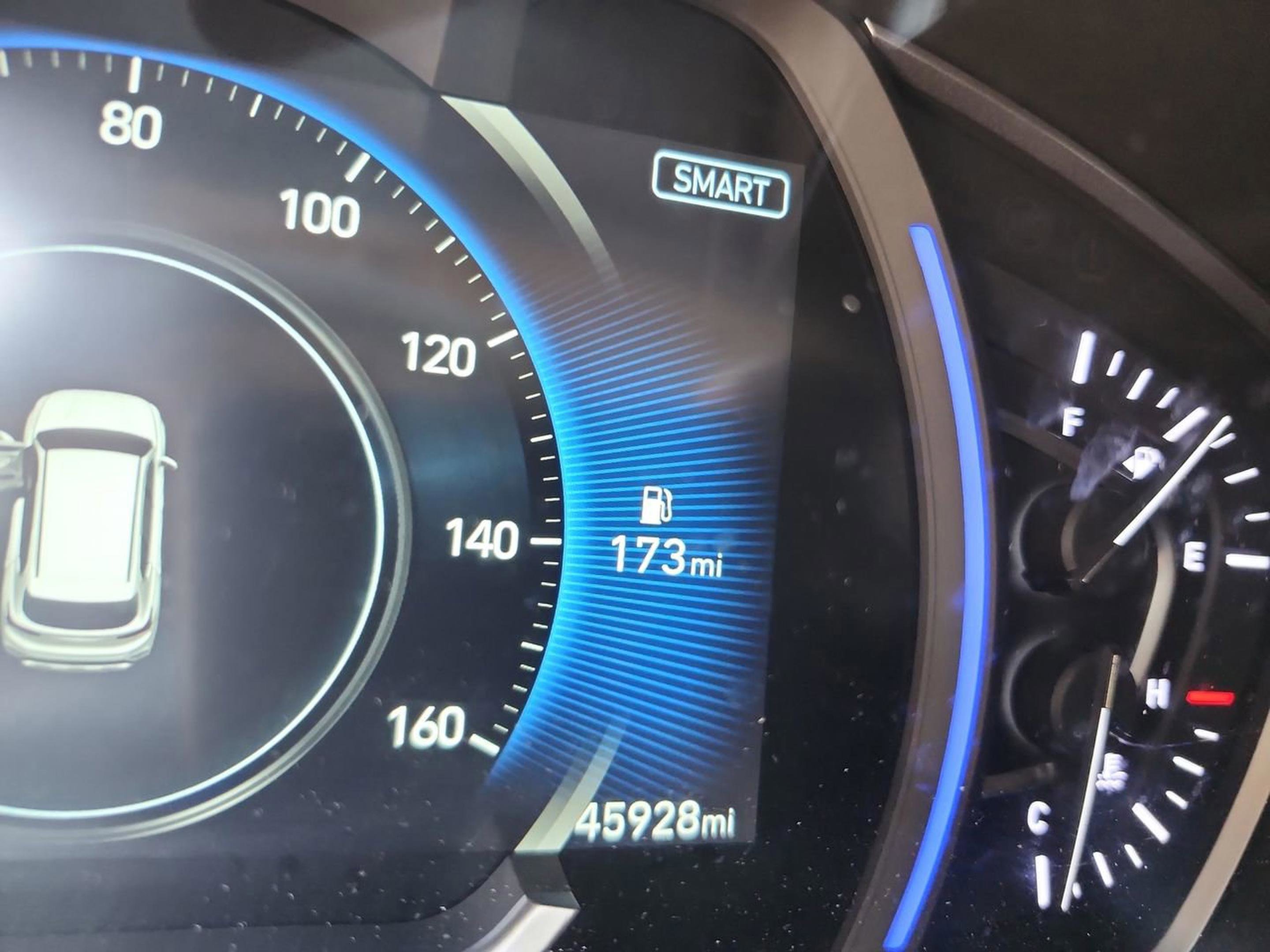 Used 2020 Hyundai Santa Fe Limited image 34