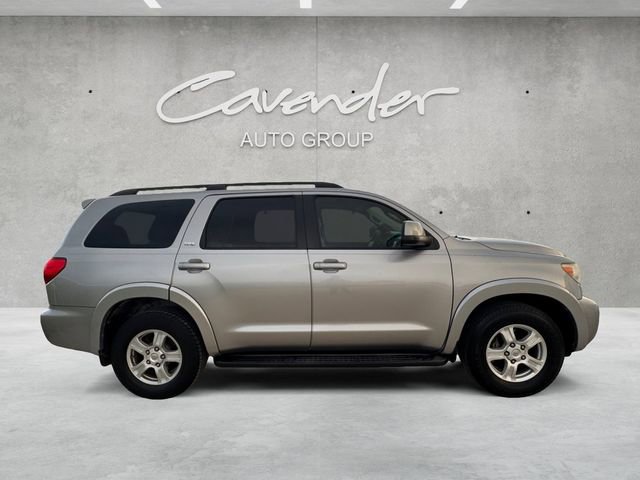 Used 2017 Toyota Sequoia SR5 w/ Premium Package RWD image 17