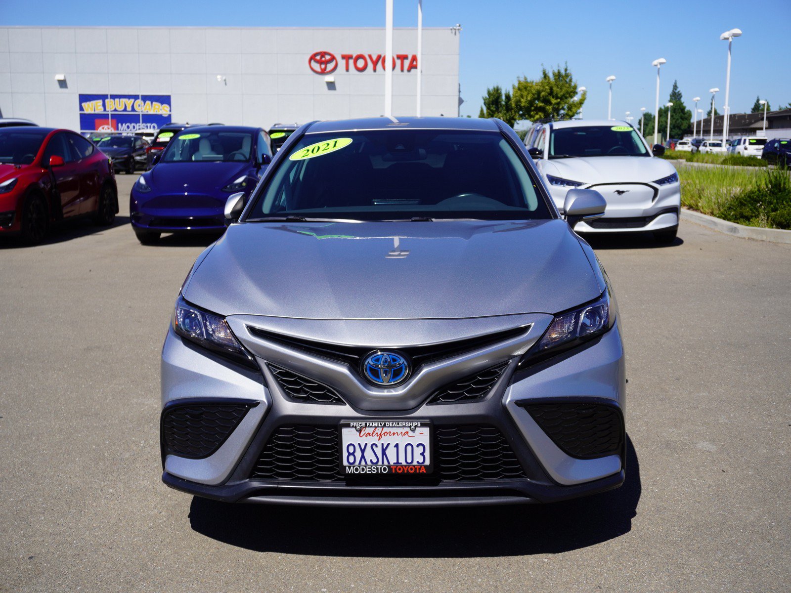 Used 2021 Toyota Camry SE FWD image 7