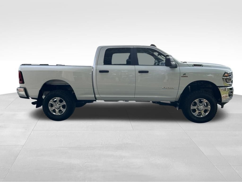 Used 2025 RAM 2500 Big Horn AWD/4WD image 7