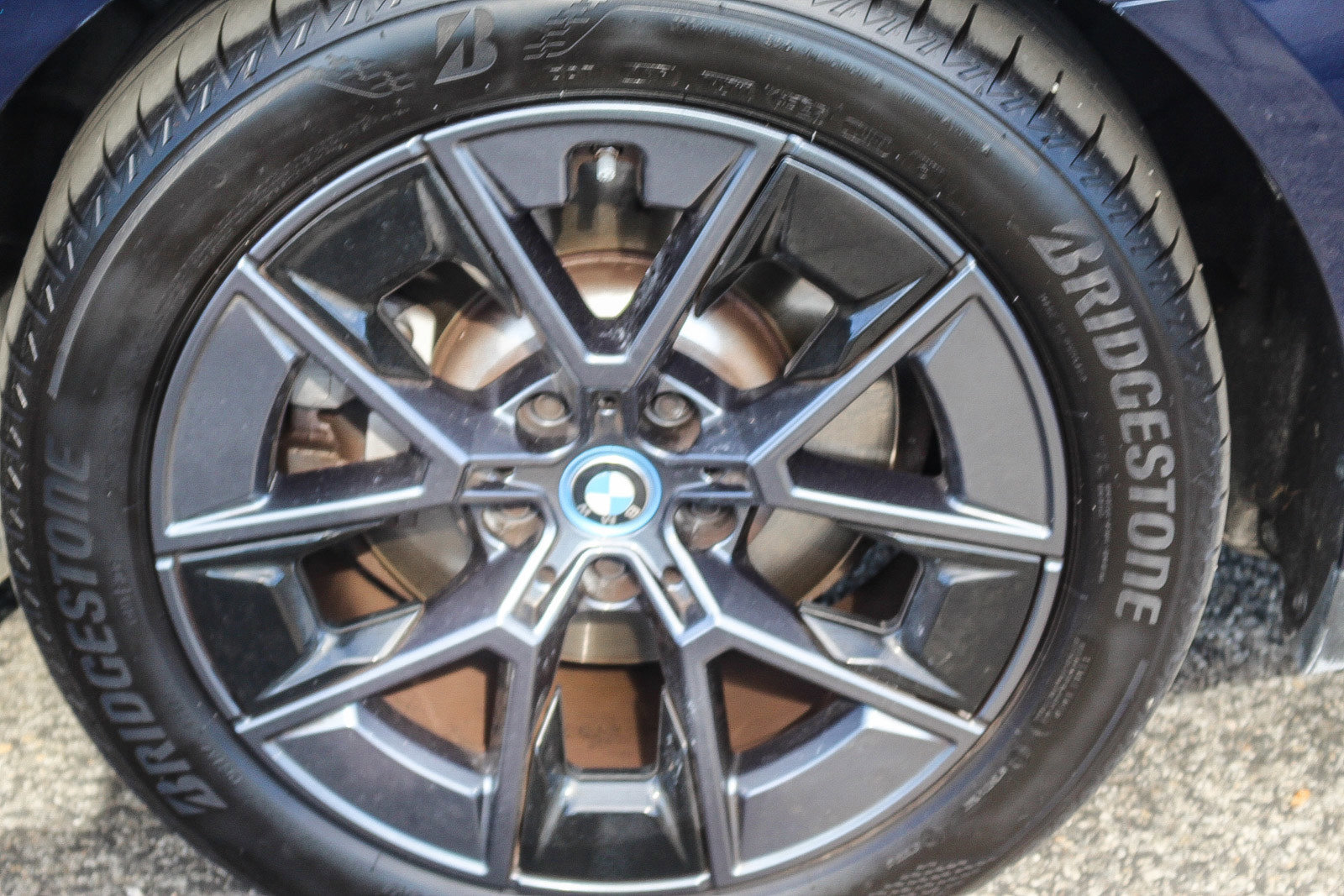 Certified 2024 BMW i4 eDrive35 w/ Convenience Package image 11