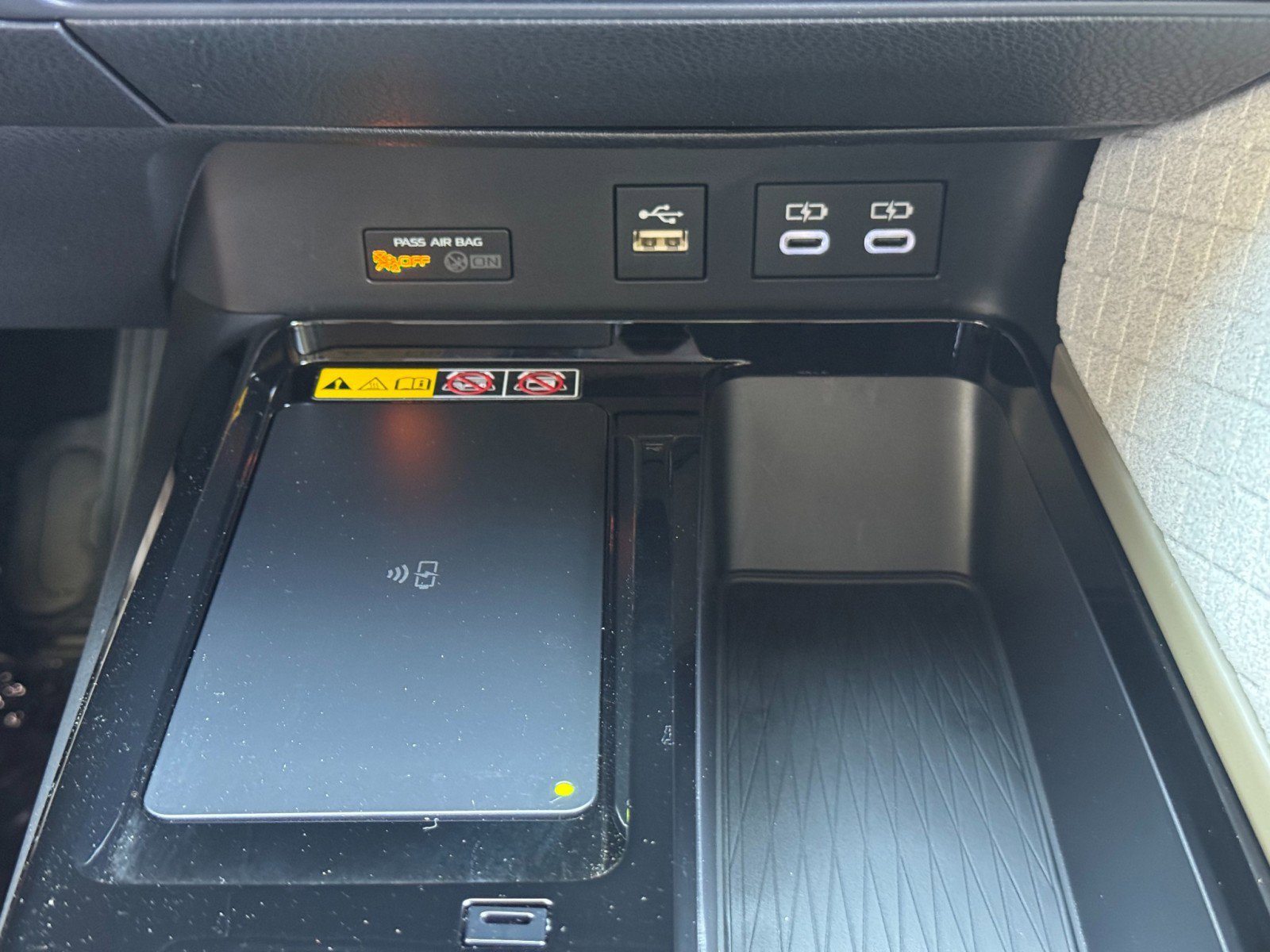 Used 2026 Toyota Camry XLE w/ Premium Plus Package AWD/4WD image 26