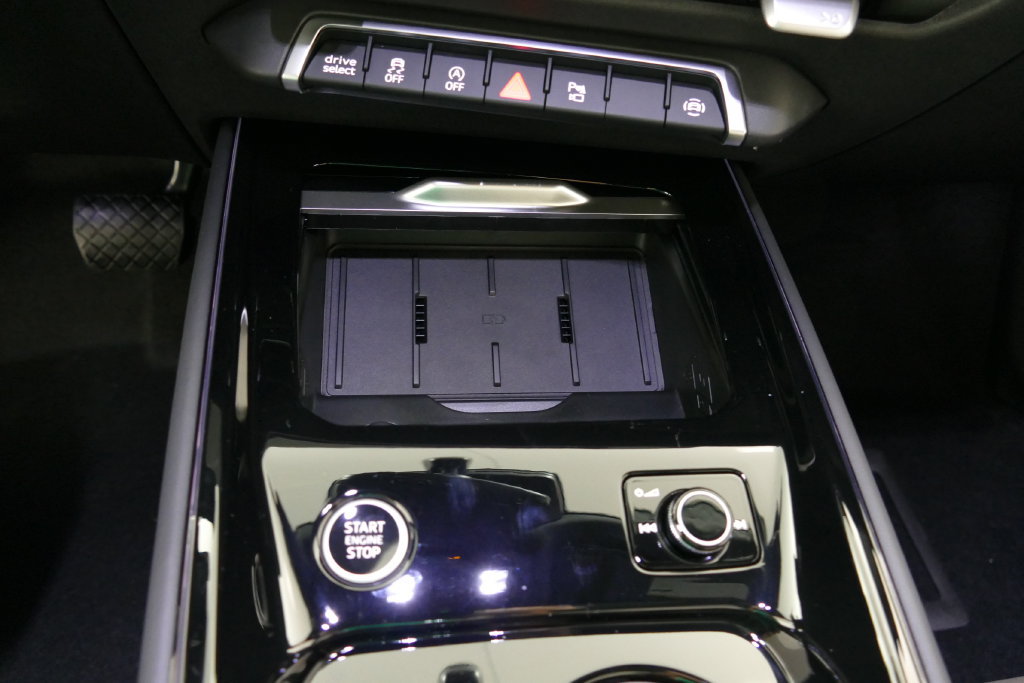 New 2026 Audi Q3 quattro 2.0T AWD/4WD image 20