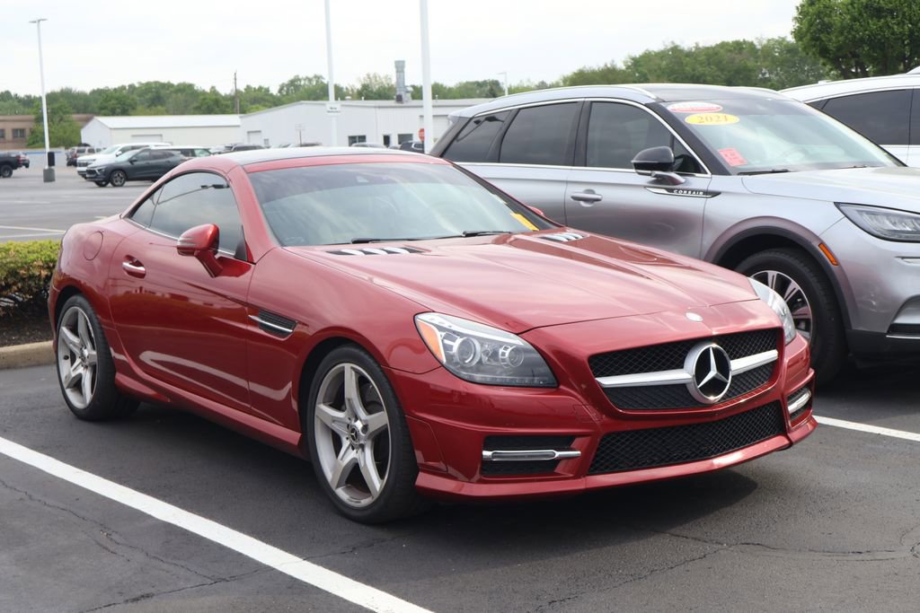 Used 2016 Mercedes-Benz SLK 300 image 3