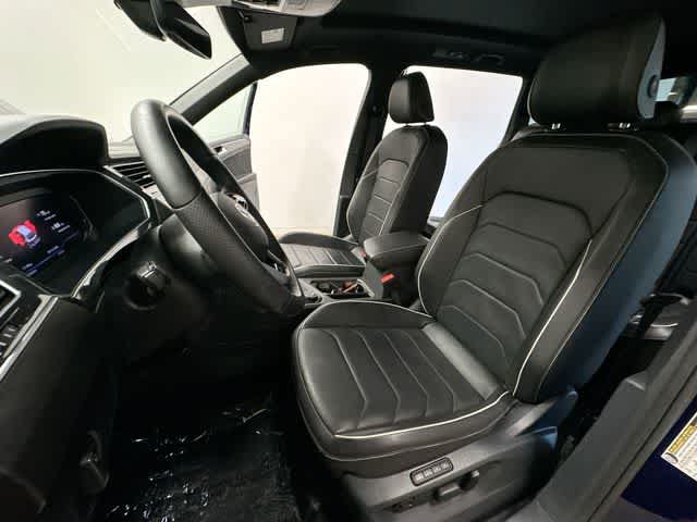 Used 2024 Volkswagen Tiguan SEL R-Line AWD/4WD image 18
