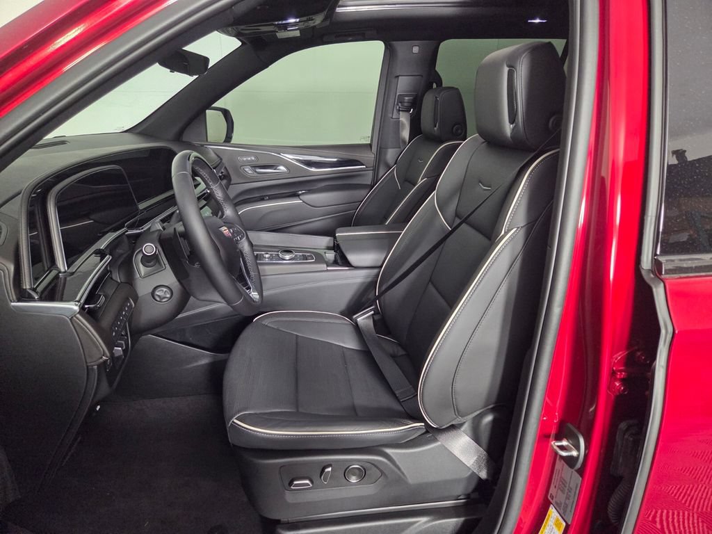 Used 2024 Cadillac Escalade Sport w/ LPO, ONYX Package AWD/4WD image 9