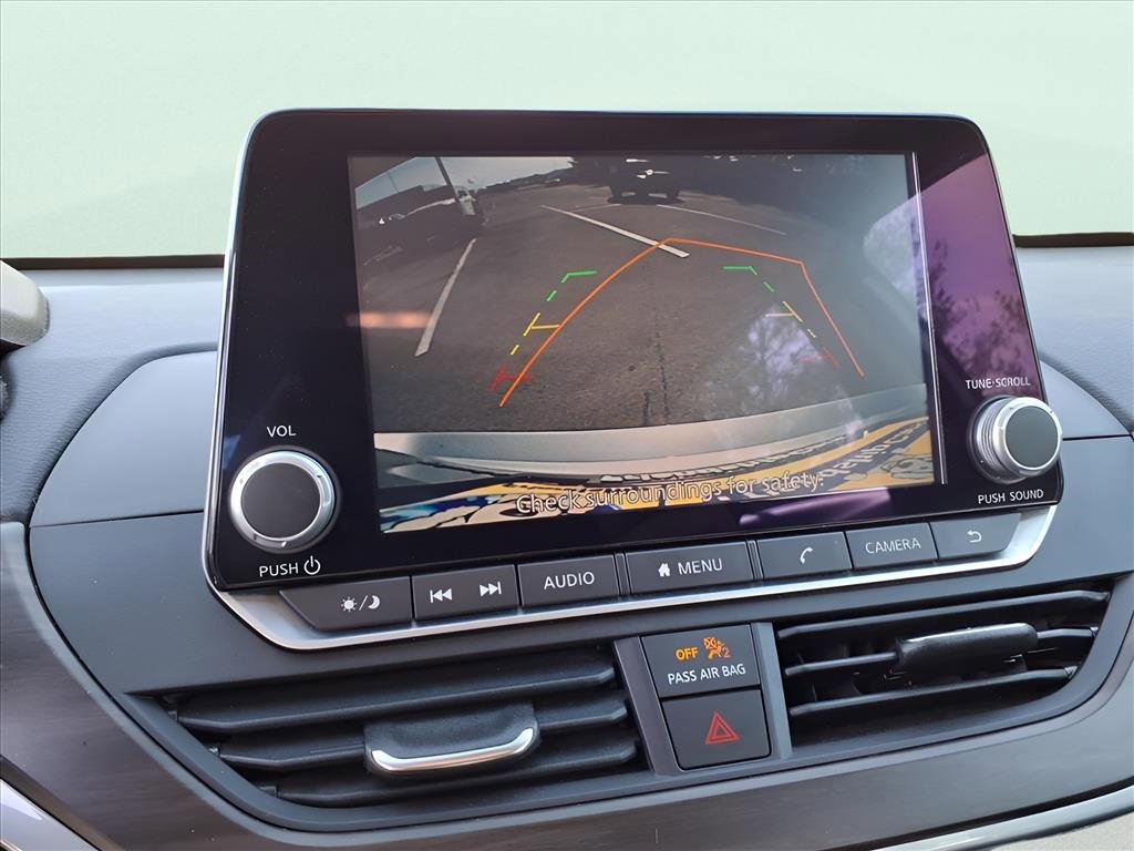 Used 2023 Nissan Altima 2.5 SV image 18