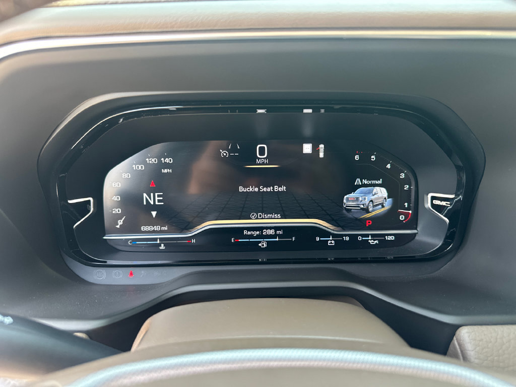Used 2022 GMC Yukon Denali RWD image 23