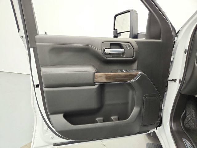 Used 2021 Chevrolet Silverado 1500 RST w/ Max Trailering Package AWD/4WD image 25