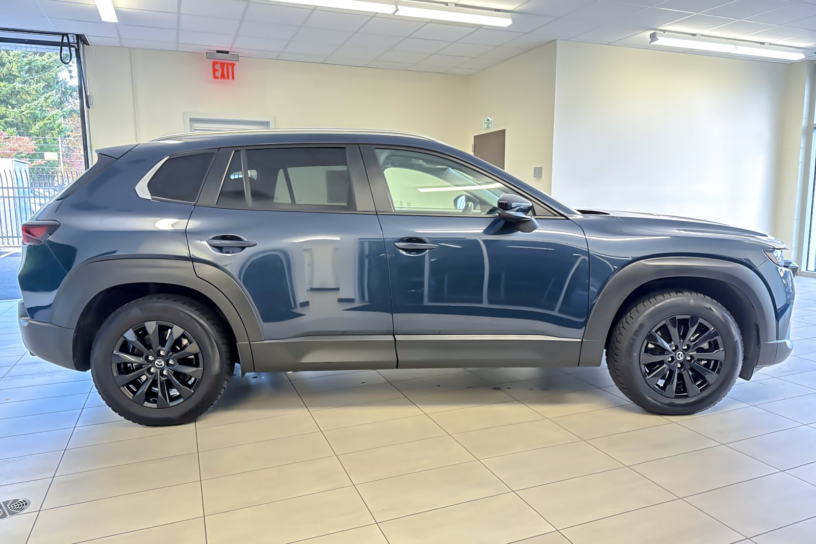 Used 2025 MAZDA CX-50 AWD 2.5 S w/ Cargo Package image 3