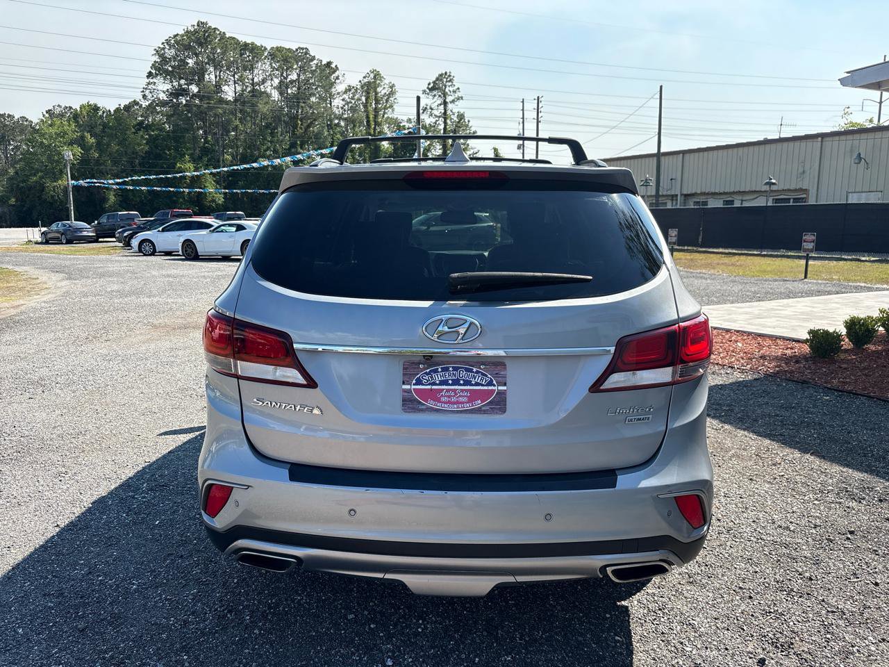 Used 2017 Hyundai Santa Fe Limited FWD image 6