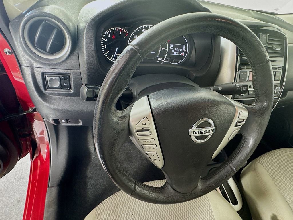 Used 2015 Nissan Versa Note SV image 11