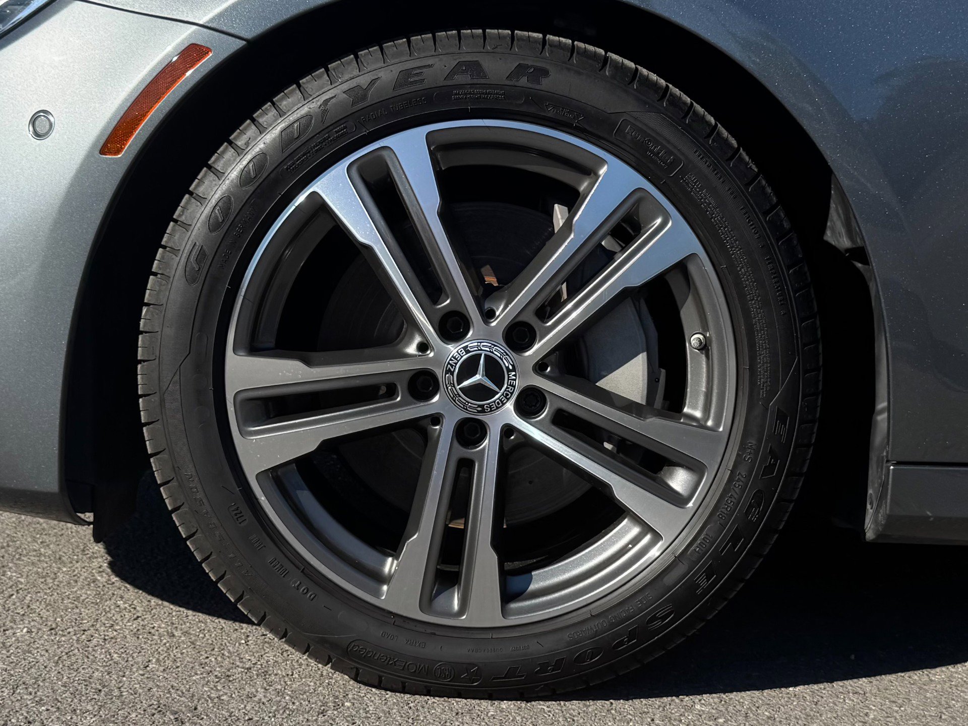 Used 2022 Mercedes-Benz E 350 Sedan image 94