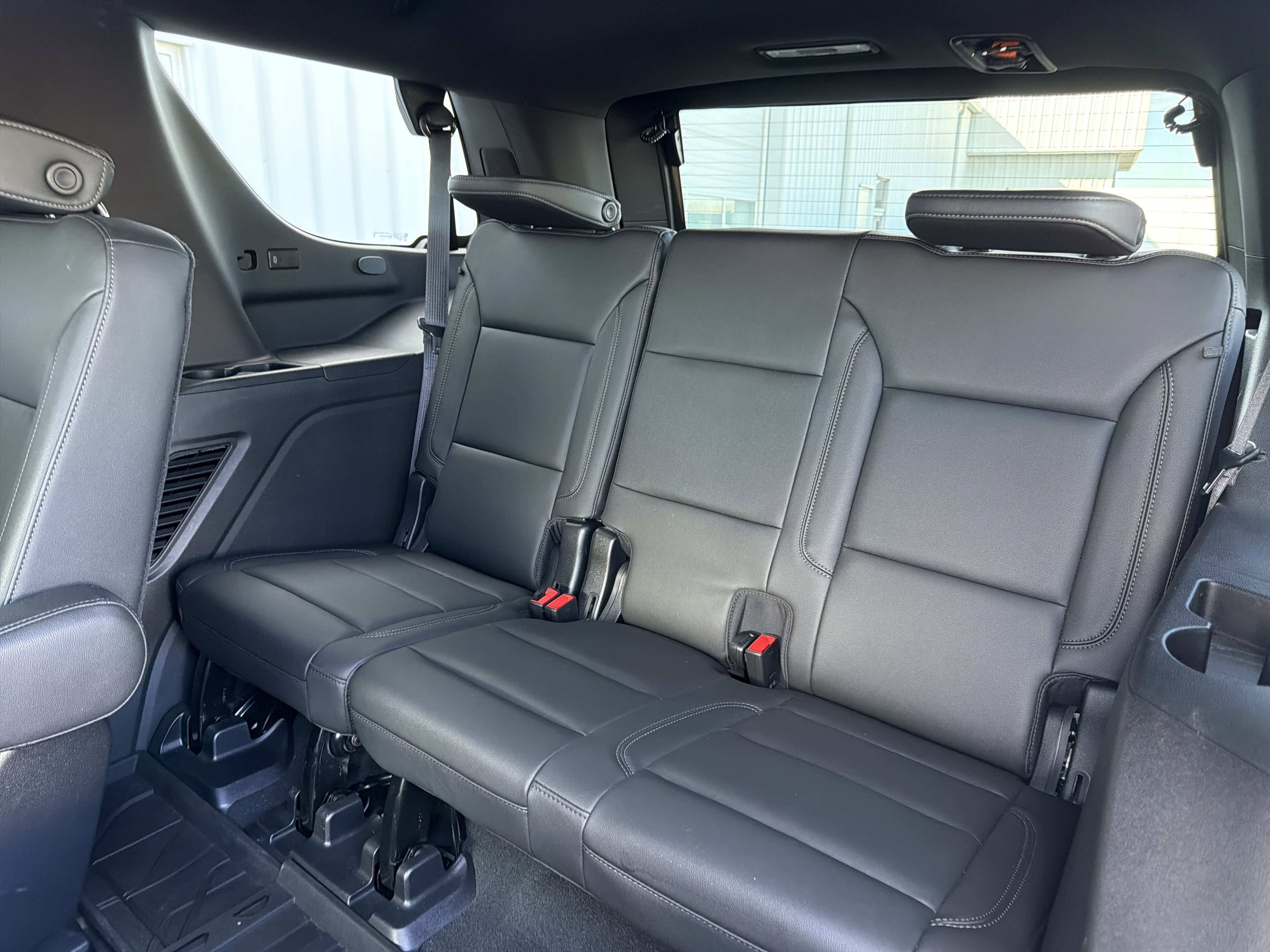 Used 2021 Chevrolet Tahoe Z71 image 36