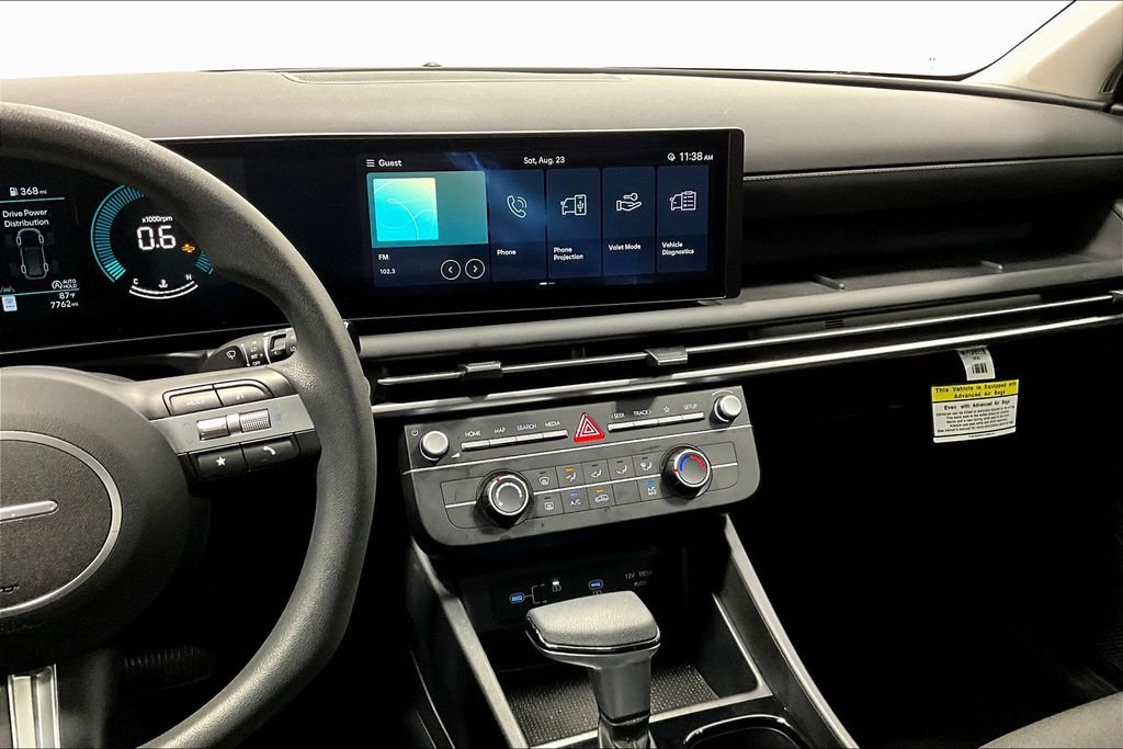 Used 2025 Hyundai Tucson SE image 8