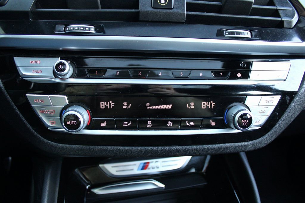 Used 2020 BMW X4 M40i w/ Driving Assistance Package image 18