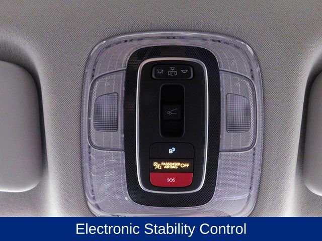 Certified 2025 Hyundai Elantra SEL image 33