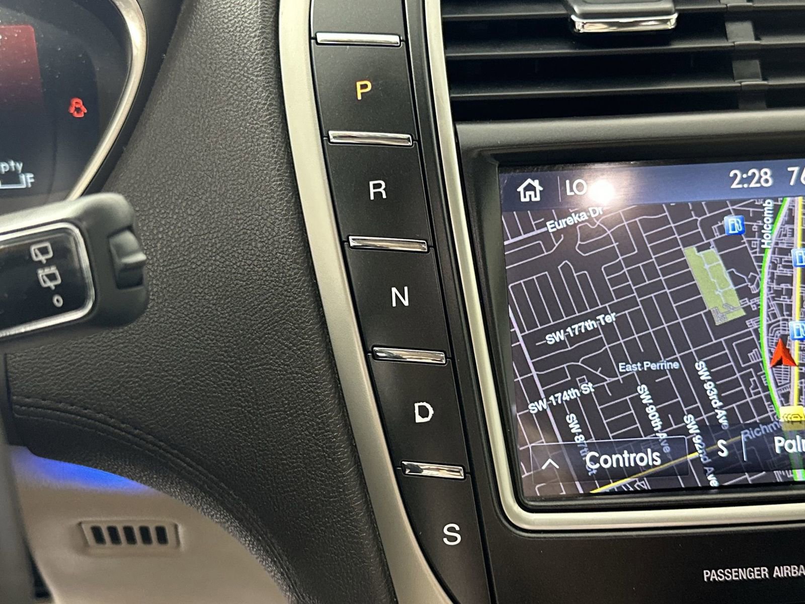 Used 2019 Lincoln Nautilus Reserve image 20