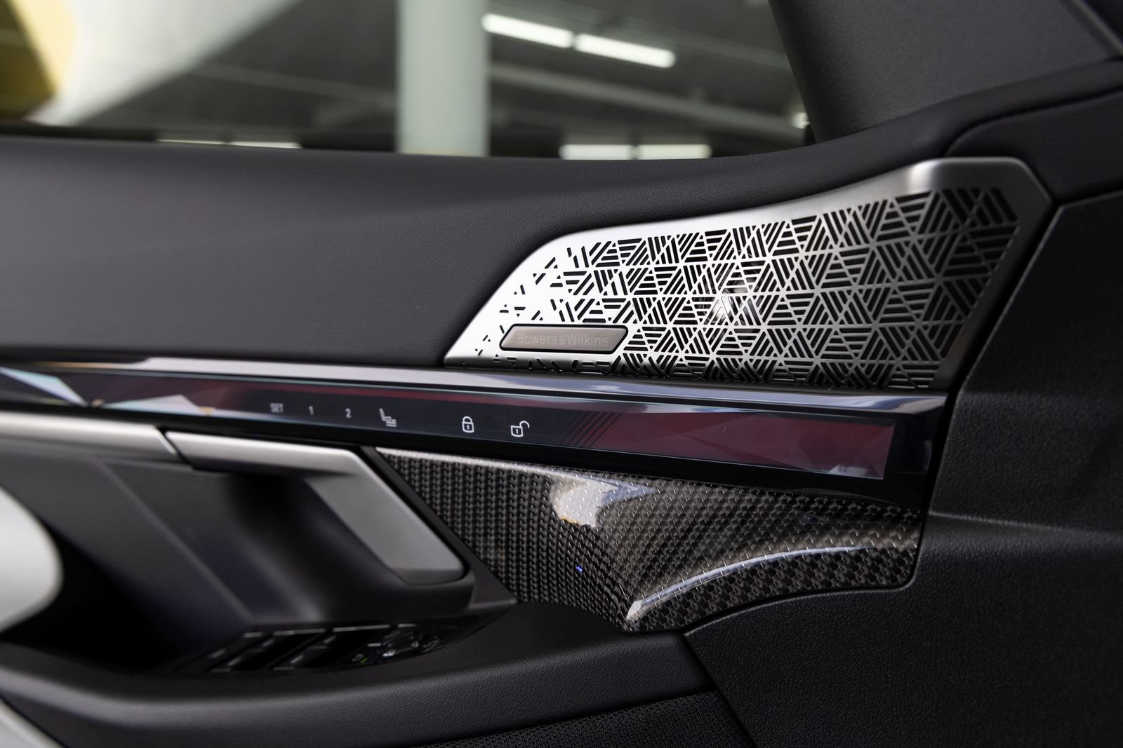 Certified 2025 BMW M5 Touring AWD/4WD image 15