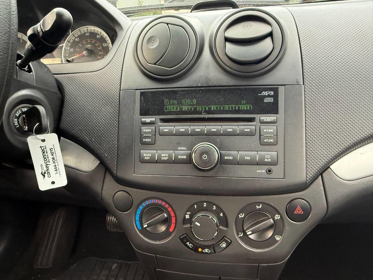 Used 2011 Chevrolet Aveo5 LT w/ Power and Convenience Package image 22