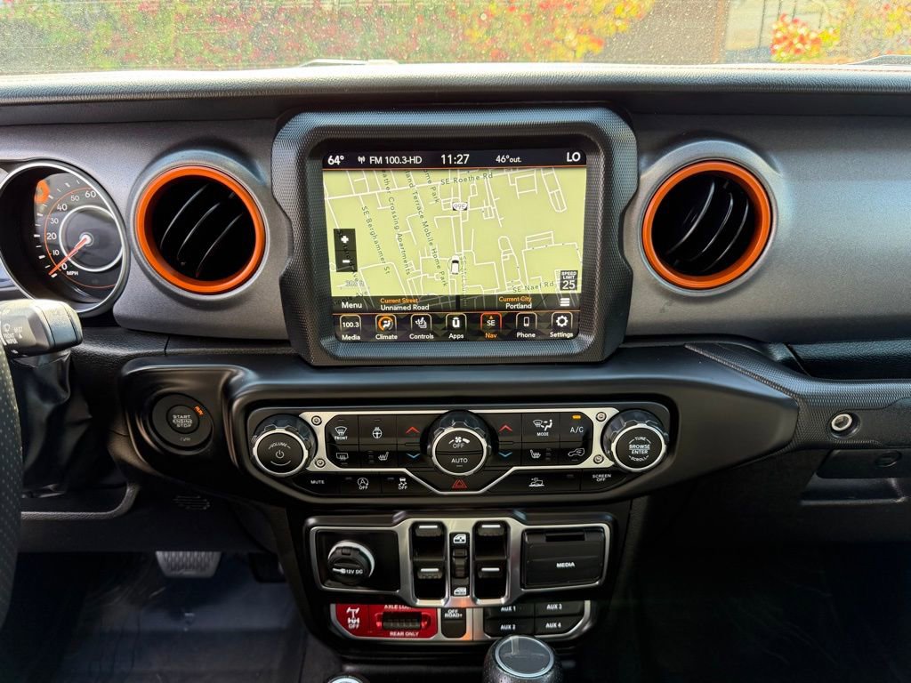 Used 2023 Jeep Gladiator Mojave w/ LED Lighting Group AWD/4WD image 21