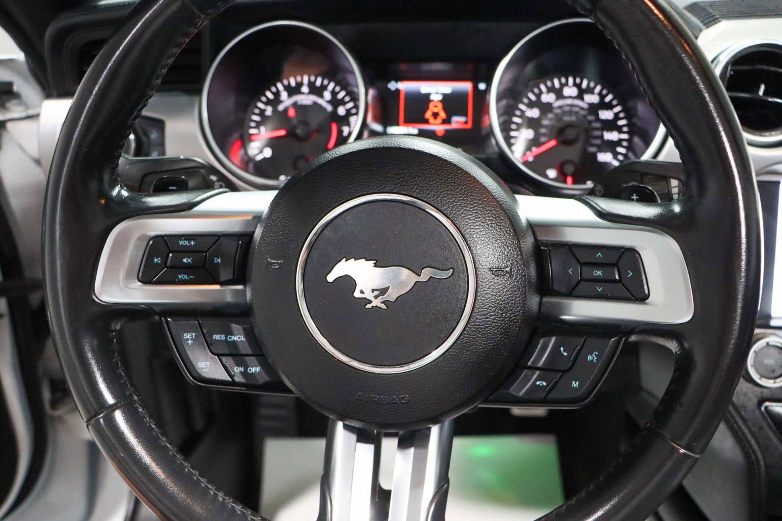 Used 2020 Ford Mustang Premium image 11