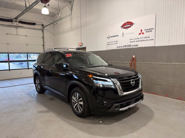 Certified 2025 Nissan Pathfinder SL