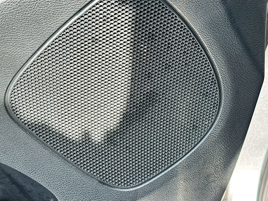 Used 2017 Dodge Grand Caravan SXT w/ Blacktop Package image 18