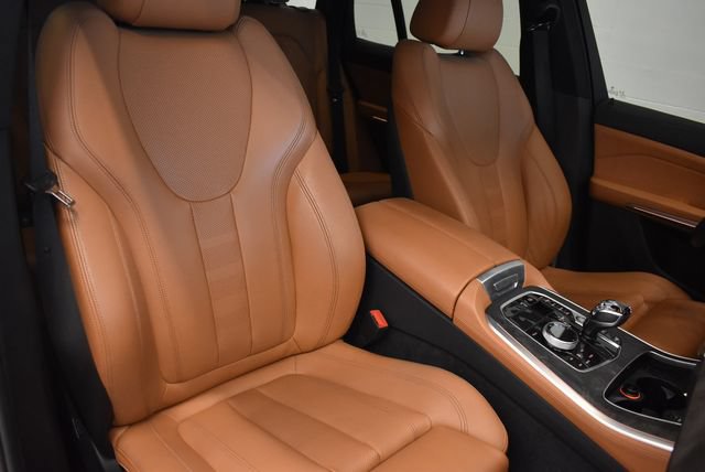 Used 2019 BMW X5 xDrive40i w/ Convenience Package AWD/4WD image 6