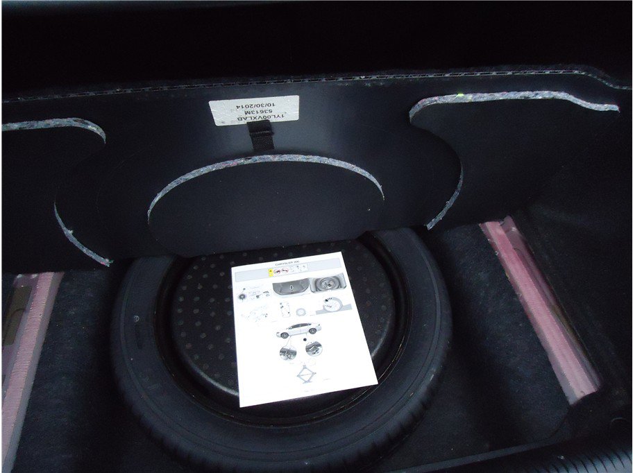 Used 2015 Chrysler 200 S w/ Navigation & Sound Group I image 27