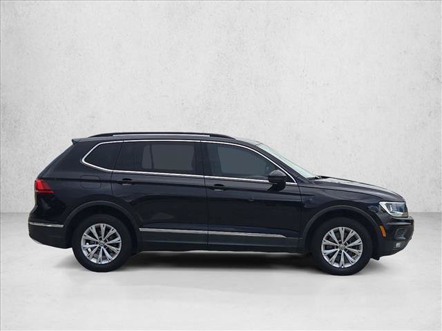Used 2018 Volkswagen Tiguan SEL AWD/4WD image 4
