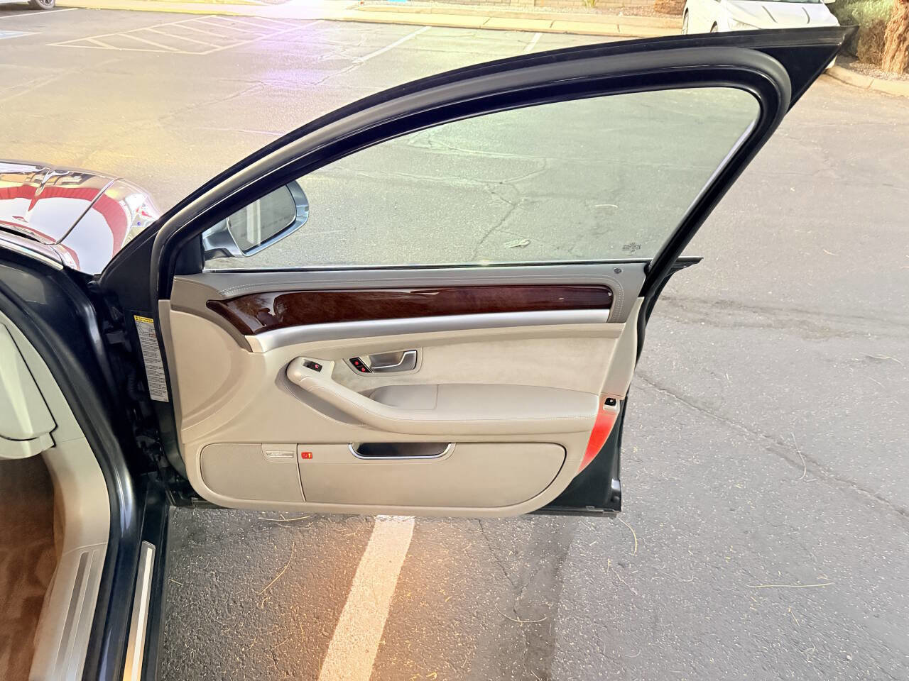 Used 2008 Audi S8 AWD/4WD image 31