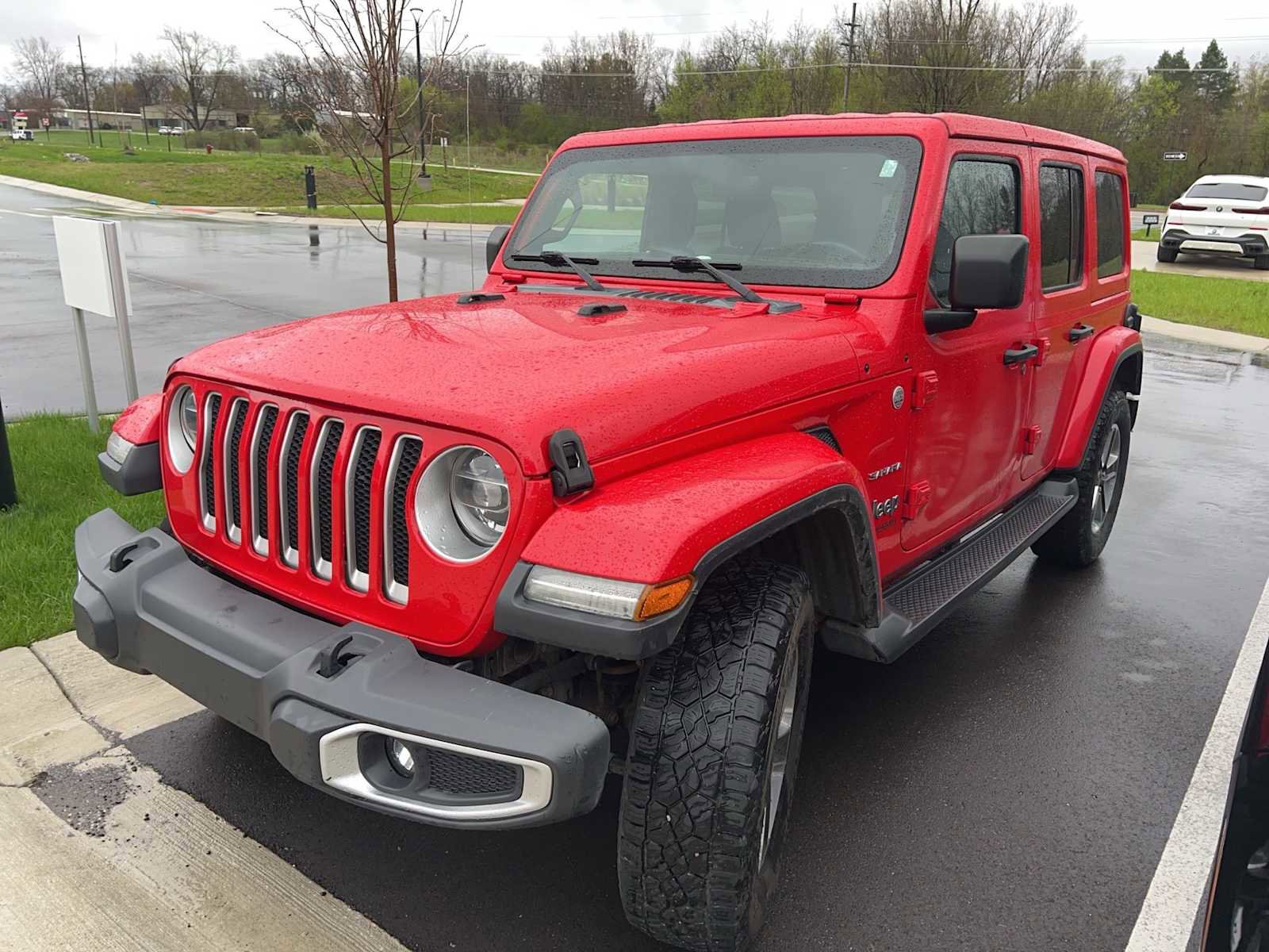 Used 2018 Jeep Wrangler Unlimited Sahara AWD/4WD image 1