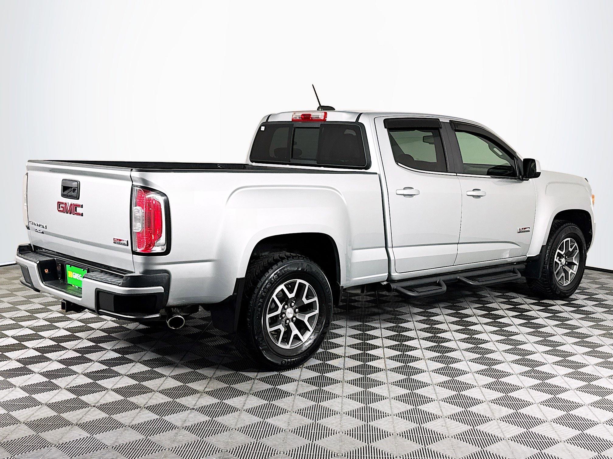 Used 2017 GMC Canyon SLE w/ All Terrain X Package image 10
