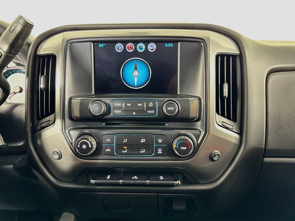 Used 2018 Chevrolet Silverado 1500 LT w/ LT Convenience Package AWD/4WD image 12