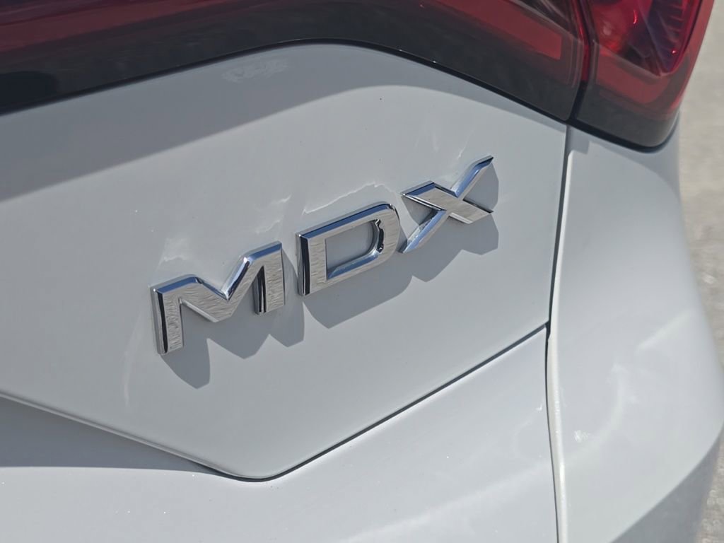 Used 2023 Acura MDX FWD image 13