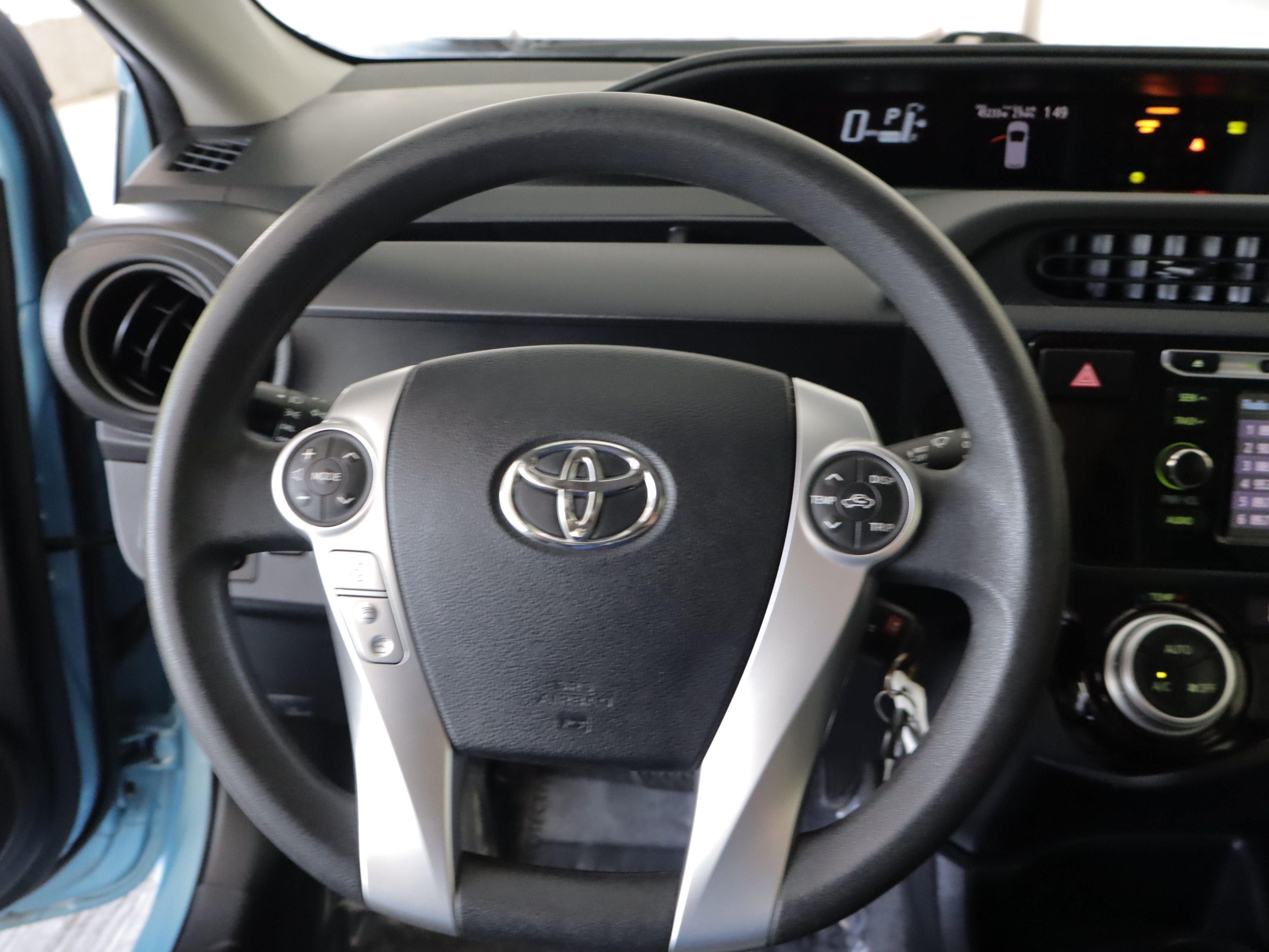 Used 2015 Toyota Prius C One FWD image 12