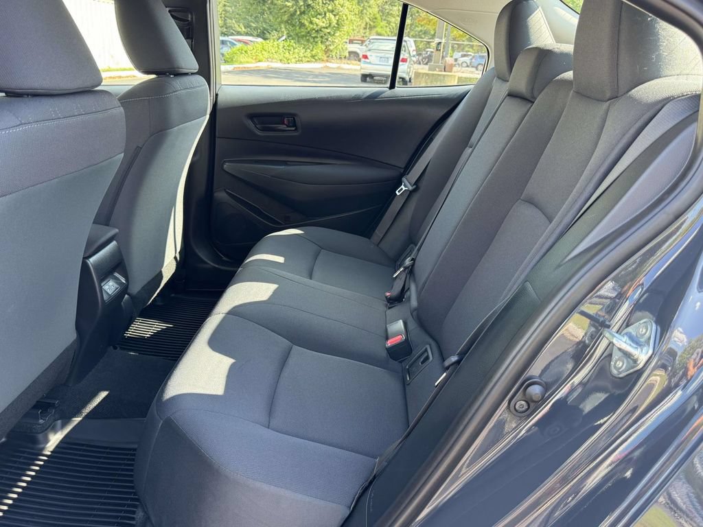 Used 2026 Toyota Corolla LE FWD image 17
