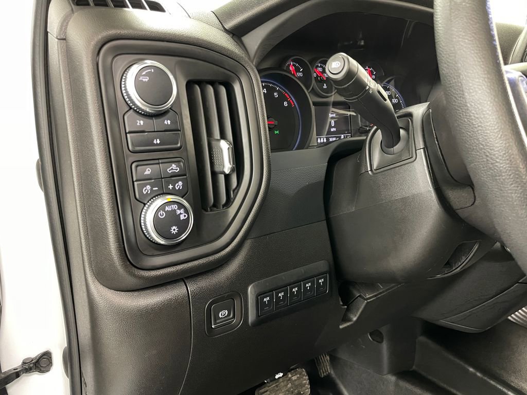Used 2024 GMC Sierra 2500 Pro w/ 1SA Pro Safety Plus Package image 16