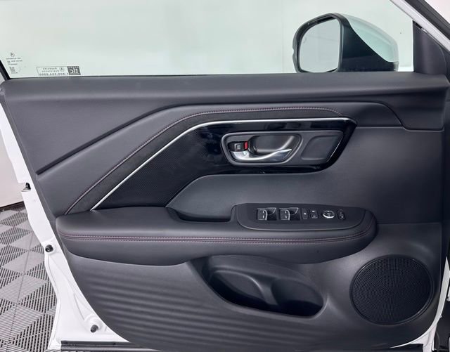 Used 2025 Acura ADX A-Spec image 13