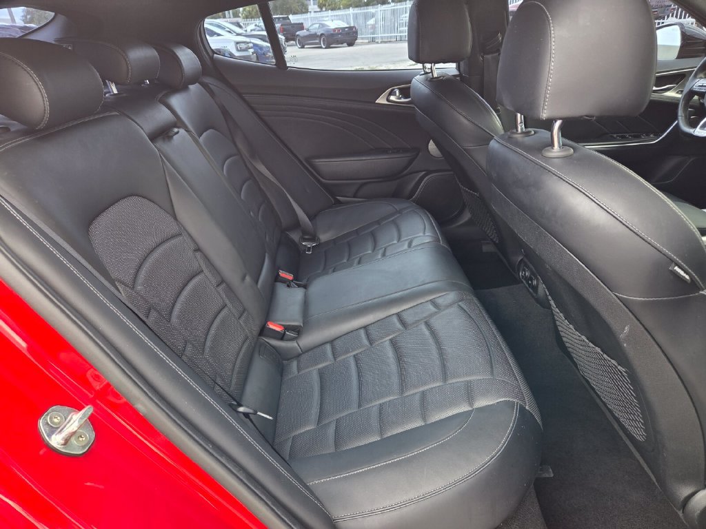 Used 2022 Kia Stinger GT2 AWD/4WD image 16