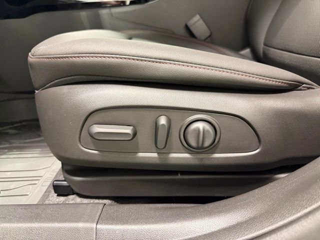 New 2026 Chevrolet Trax RS image 13