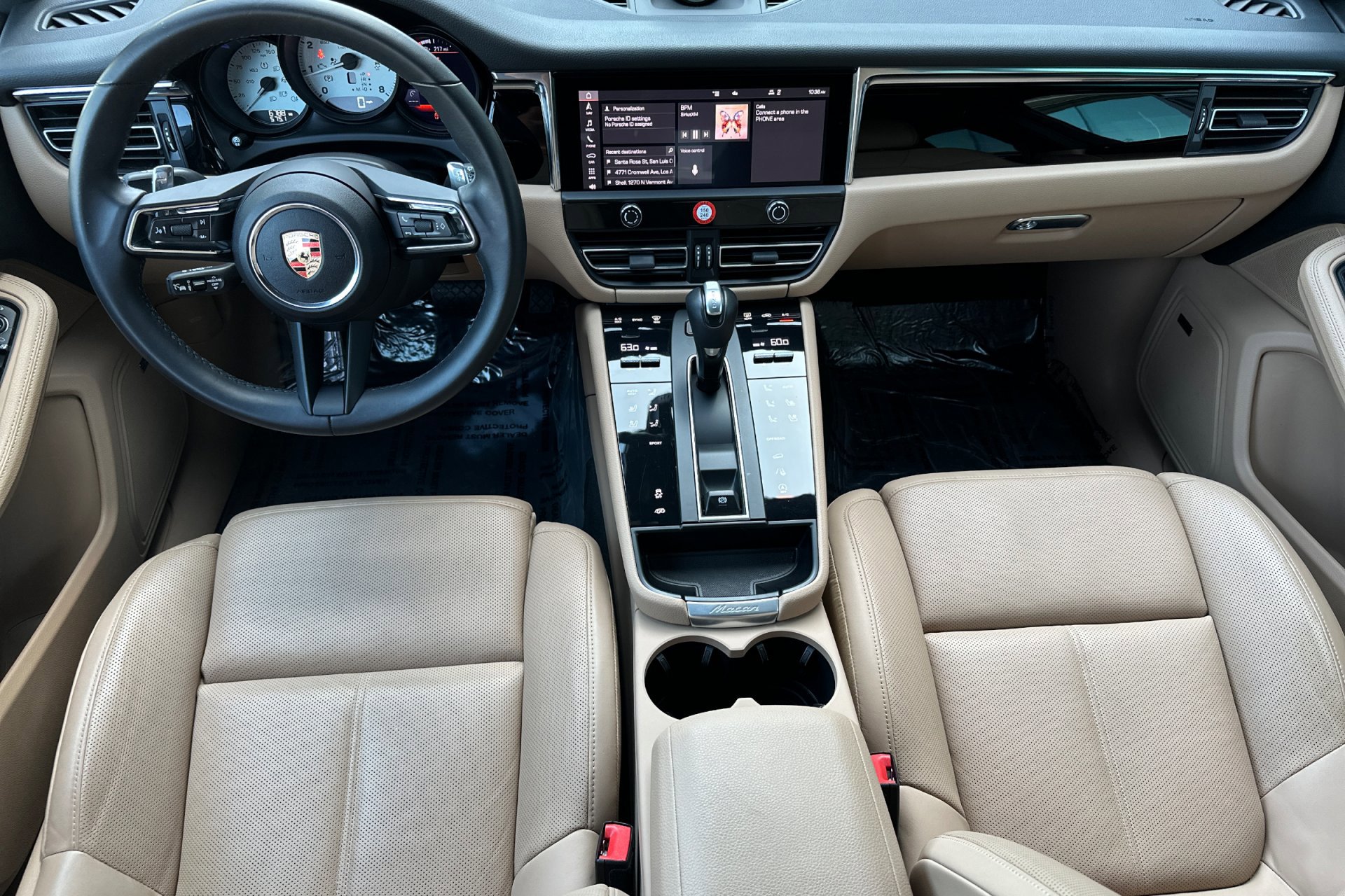 Used 2025 Porsche Macan image 6