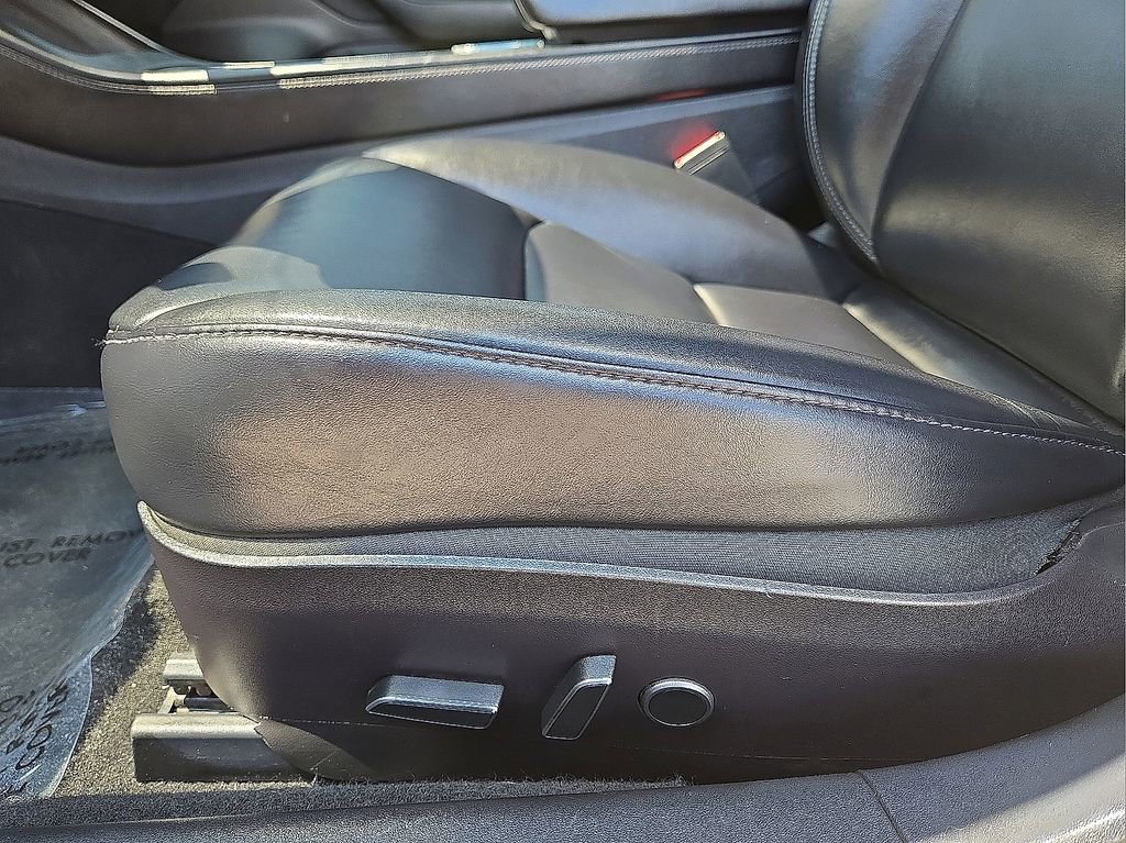 Used 2021 Tesla Model 3 Standard Range Plus image 16