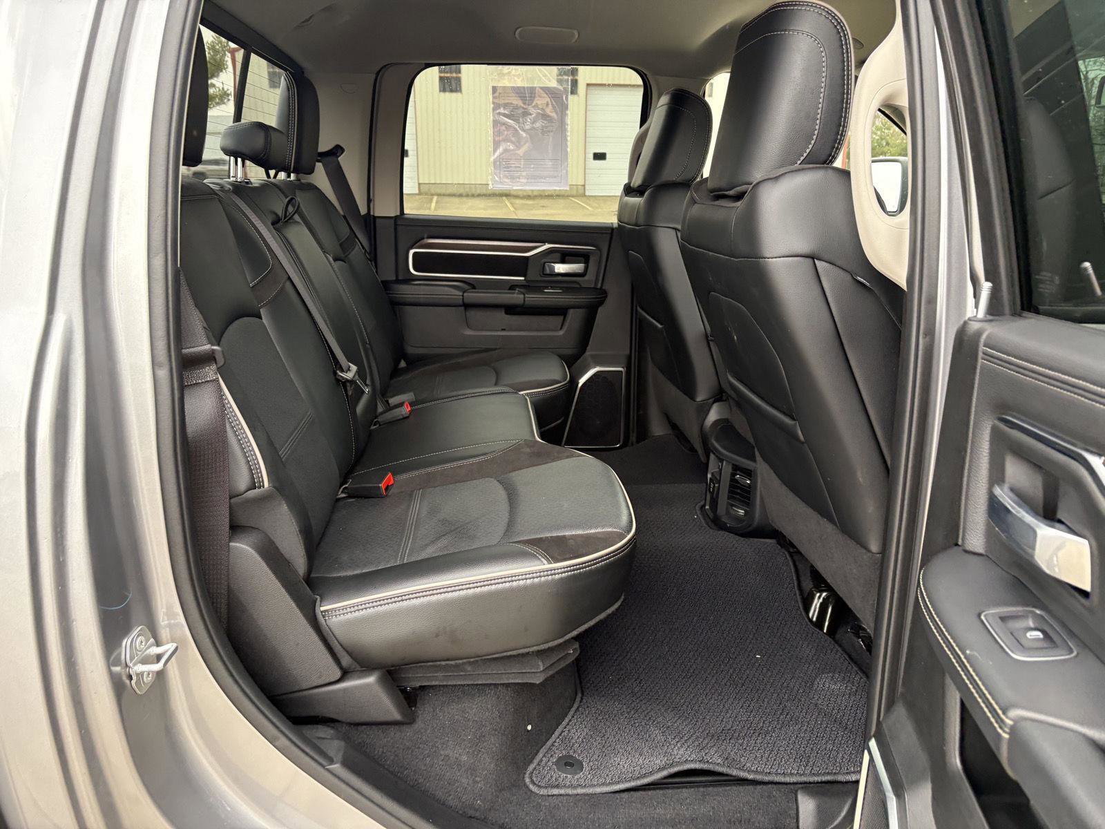 Used 2024 RAM 2500 Laramie image 15