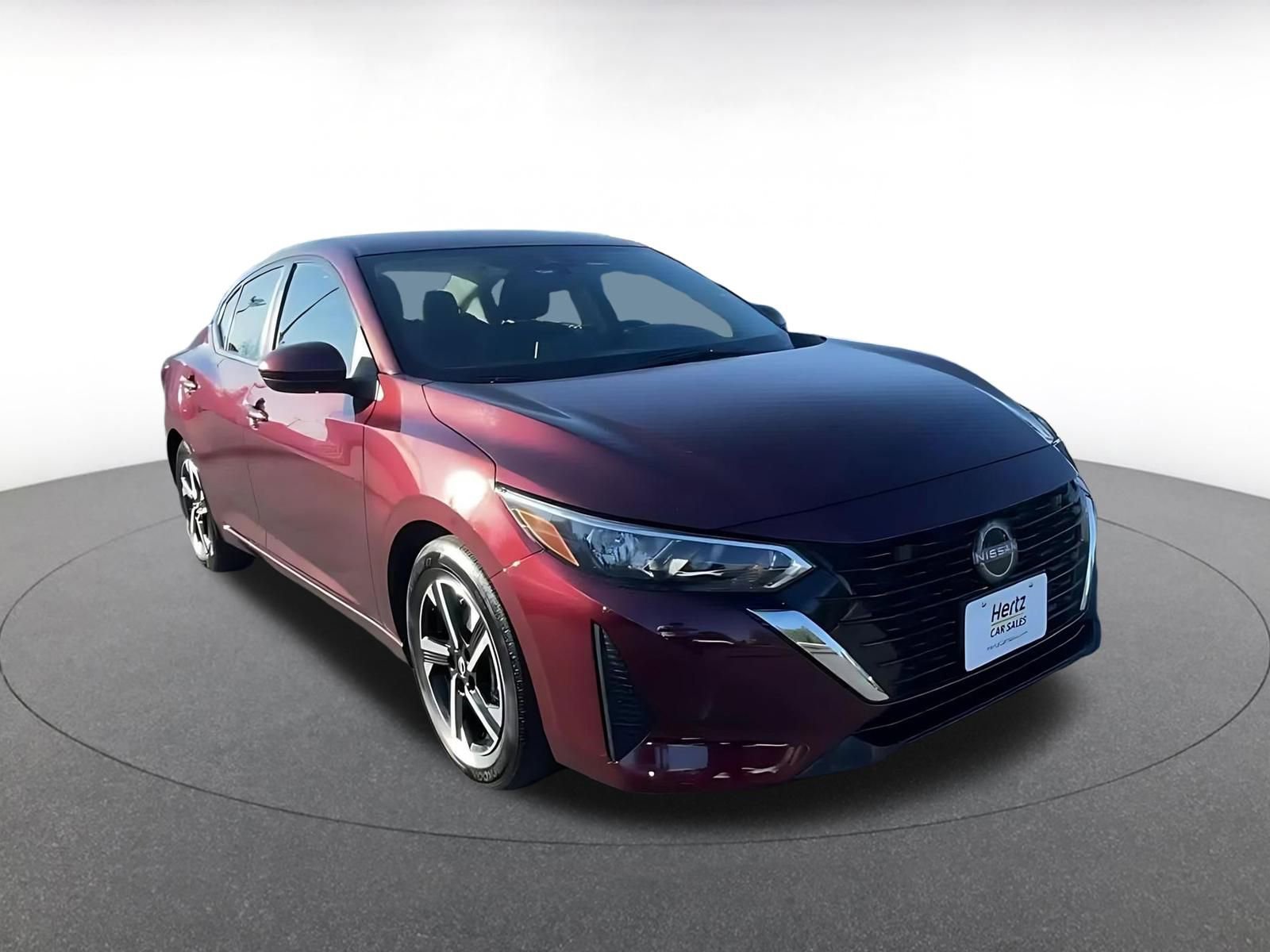 Used 2025 Nissan Sentra SV image 3