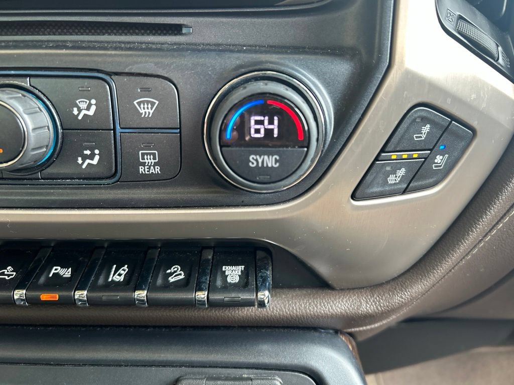Used 2018 GMC Sierra 2500 Denali w/ Duramax Plus Package AWD/4WD image 20