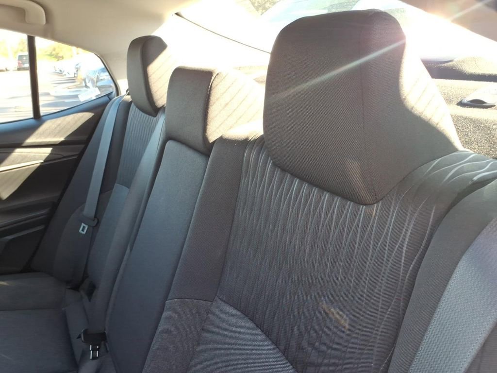 Used 2025 Toyota Camry LE image 12